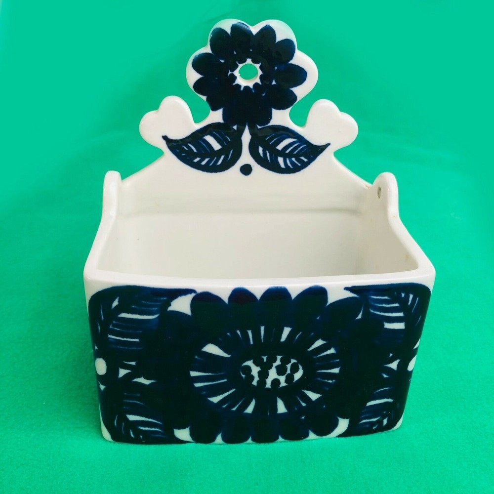 Arabia Gunvor Olin Gronqvist Salt Box Porcelain Kööki Blue White Flowers MCM